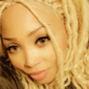 Meet your Posher, Shawna